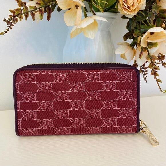 Michael Kors jet set wallet phone case mulberry signature new - Picture 3 of 5